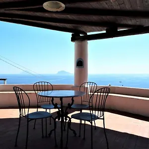 Casa vacanze Mare - Terrazzi Panoramici E Ampio Giardino, Santa Marina Salina