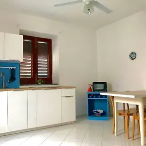Appartamento (porto Santa Marina) Casa Nanny, Santa Marina Salina